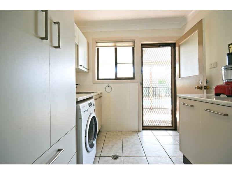 63 Thompson St, Dubbo NSW 2830