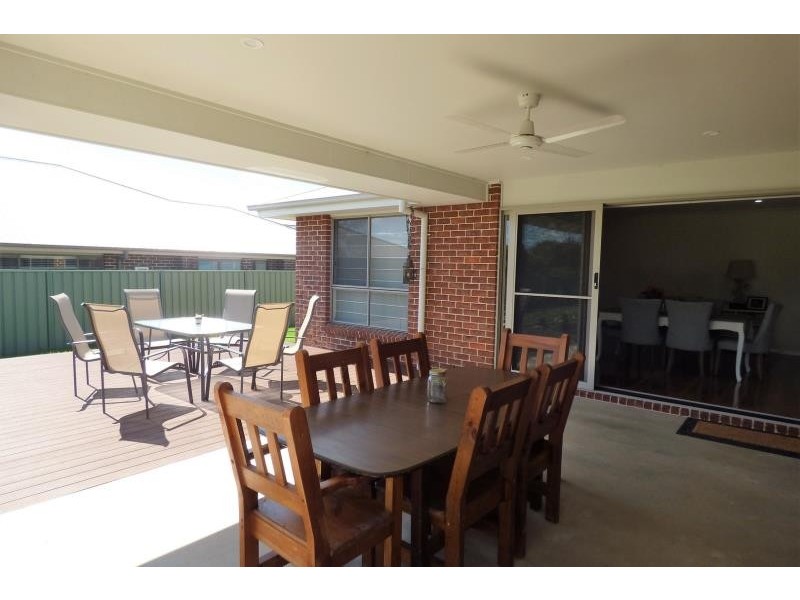 29 Lincoln Pkwy, Dubbo NSW 2830