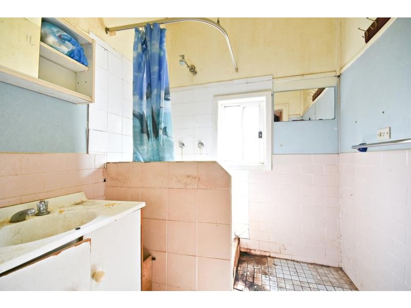 13 Trelanvean St, Dubbo NSW 2830