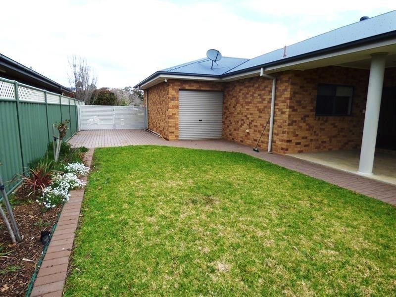 21 Merion Way, Dubbo NSW 2830