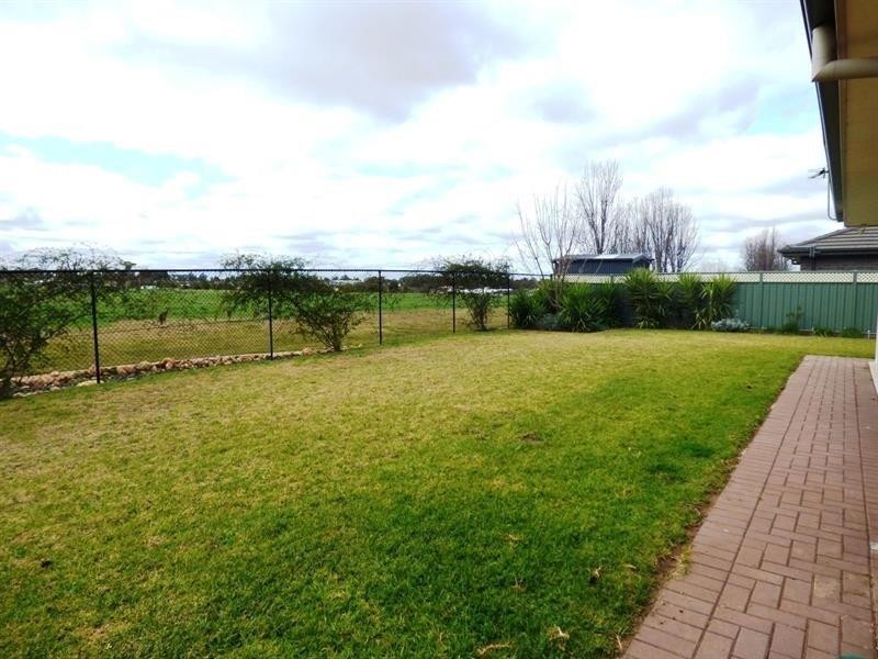 21 Merion Way, Dubbo NSW 2830