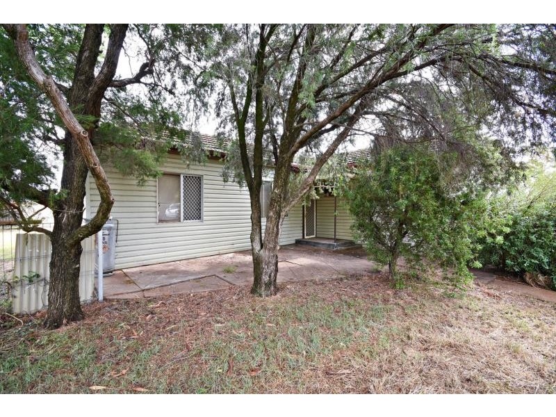 13 Trelanvean St, Dubbo NSW 2830