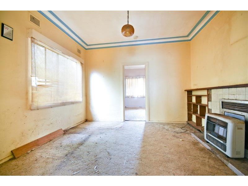 13 Trelanvean St, Dubbo NSW 2830