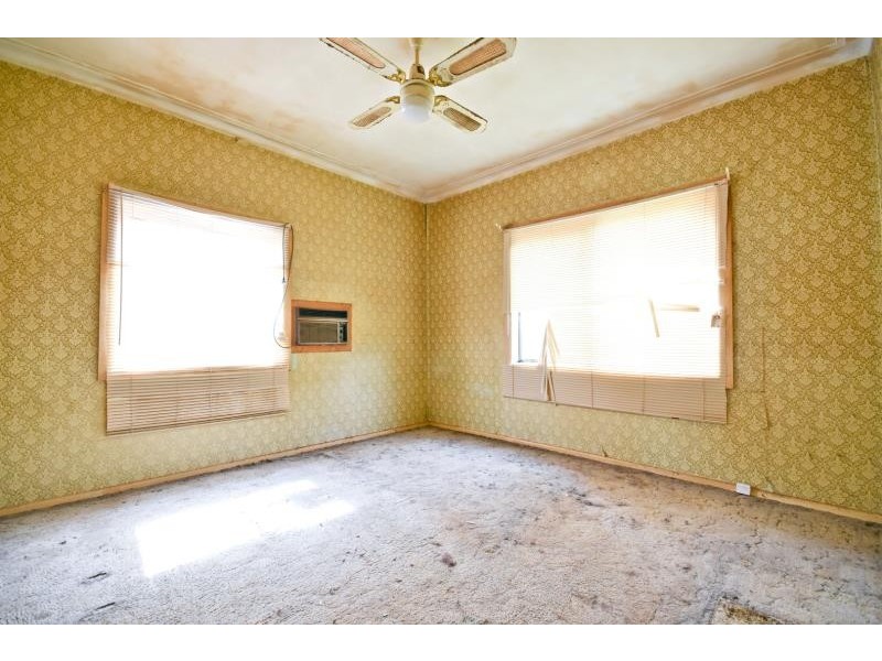 13 Trelanvean St, Dubbo NSW 2830