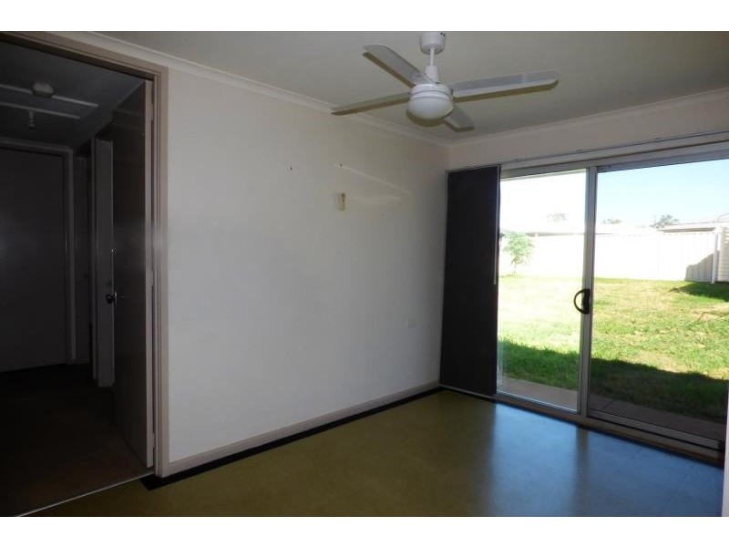 7 Burge Pl, Dubbo NSW 2830