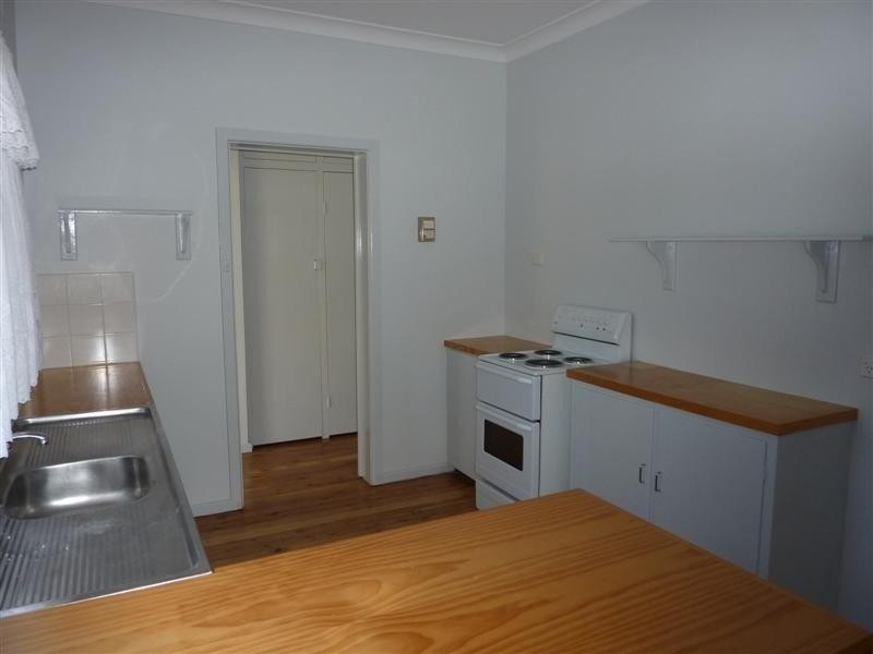 64 Young St, Dubbo NSW 2830