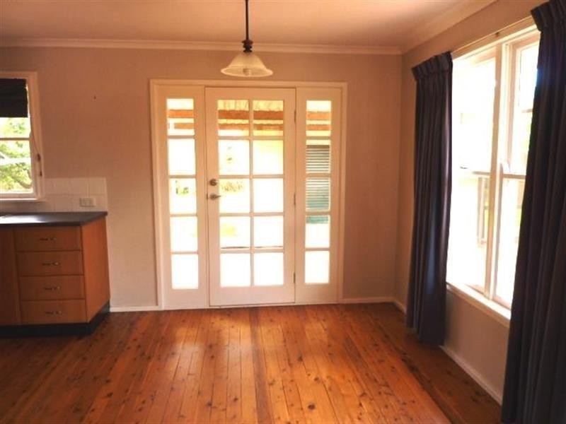 8 Caroline St, Dubbo NSW 2830