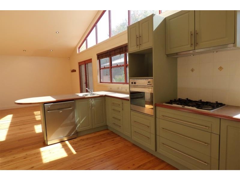 112 Bultje St, Dubbo NSW 2830