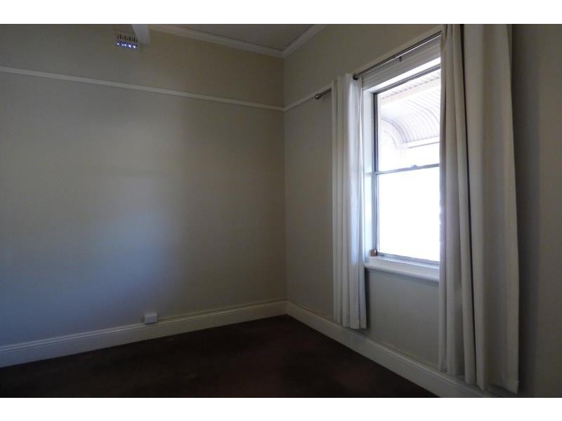 112 Bultje St, Dubbo NSW 2830