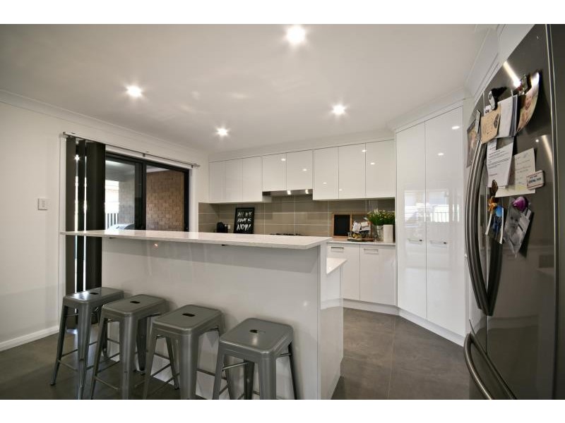 1 Brook Ct, Dubbo NSW 2830