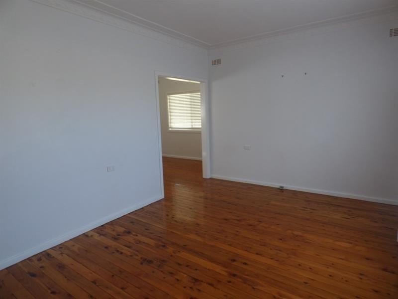 36 Lovett Ave, Dubbo NSW 2830