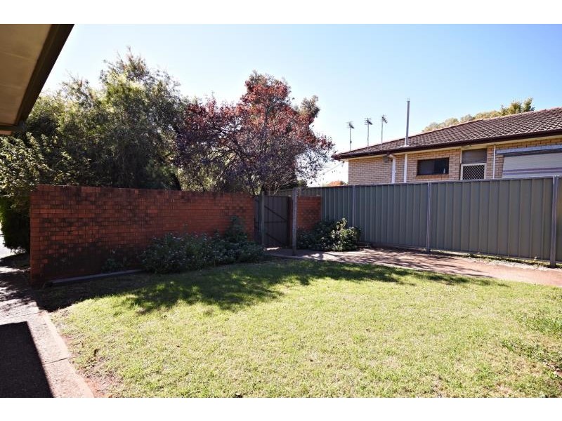 33 Bishop St, Dubbo NSW 2830