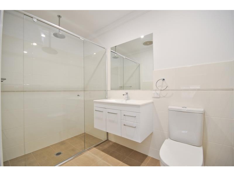 42 Lansdowne Dr, Dubbo NSW 2830