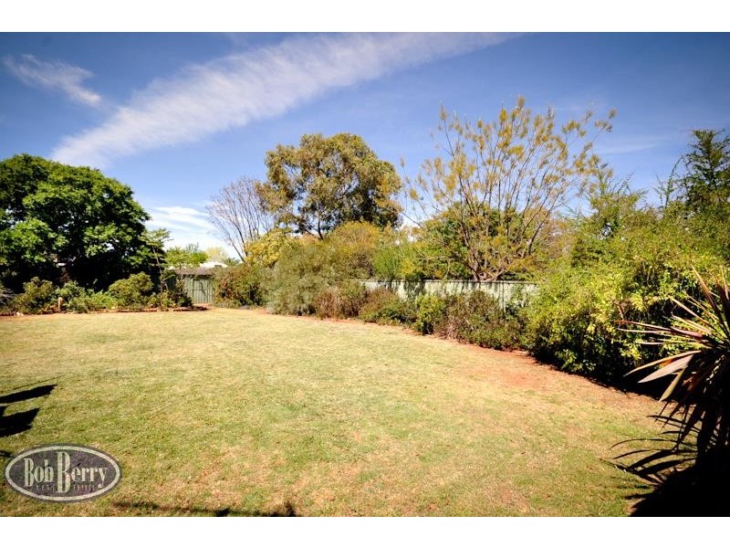 10 Kensington Ave, Dubbo NSW 2830