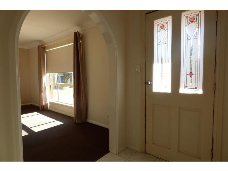 17 Hellyer Ct, Dubbo NSW 2830