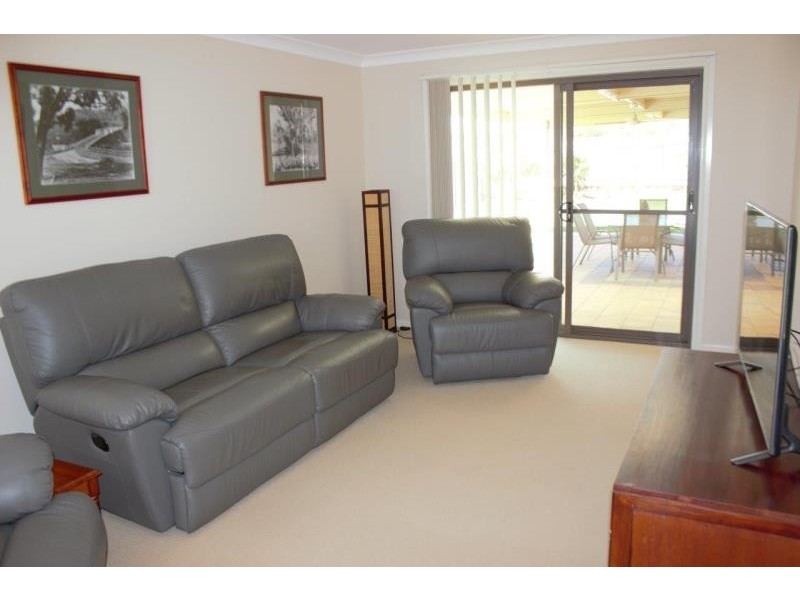 24 Cypress Point Dr, Dubbo NSW 2830