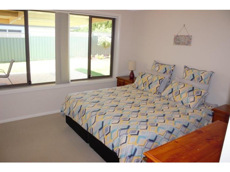 24 Cypress Point Dr, Dubbo NSW 2830
