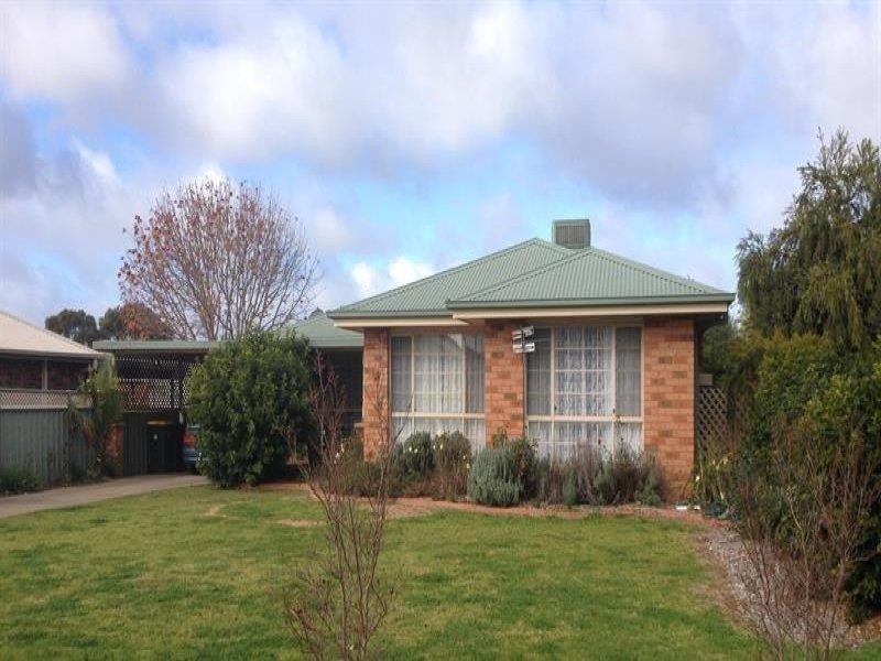 4 Silkwood Cl, Dubbo NSW 2830