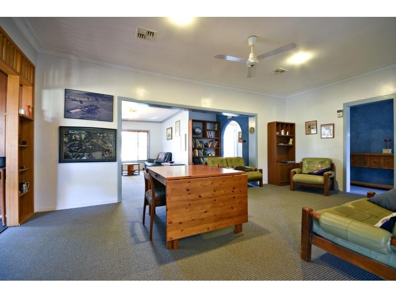 1 Boree Dr, Dubbo NSW 2830