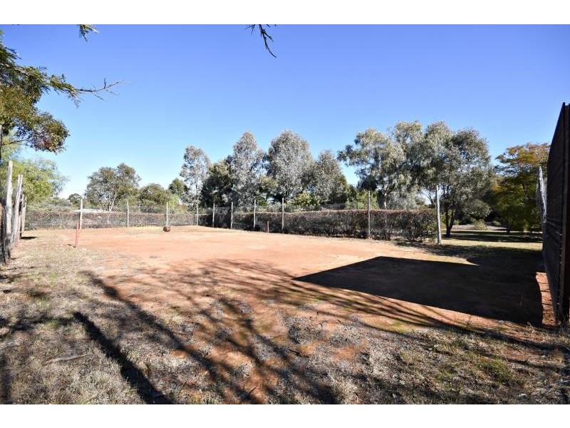 1 Boree Dr, Dubbo NSW 2830