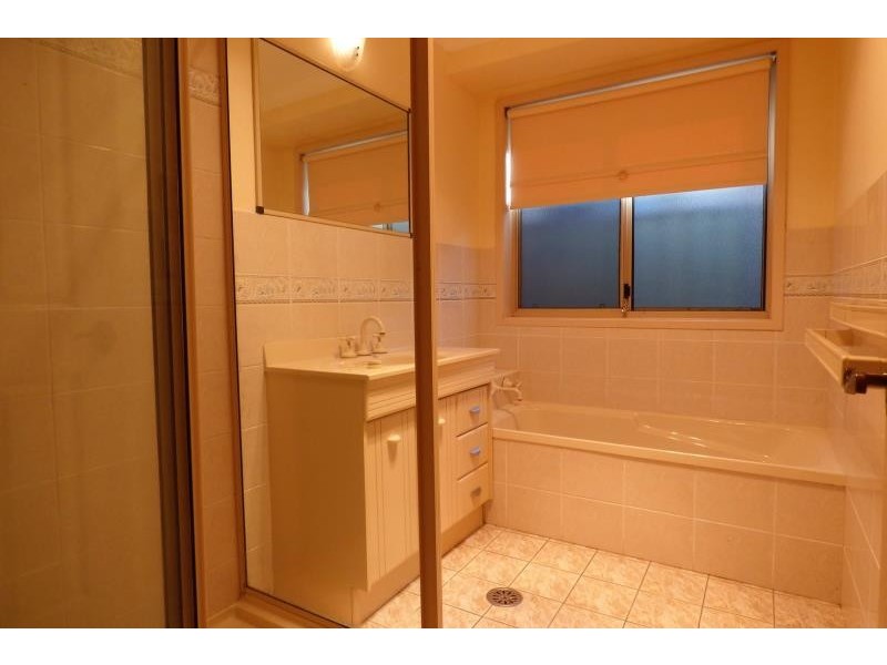 71 Sheraton Rd, Dubbo NSW 2830