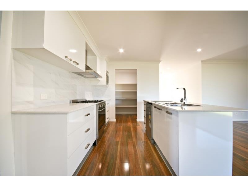 17 Pelagic Ct, Dubbo NSW 2830