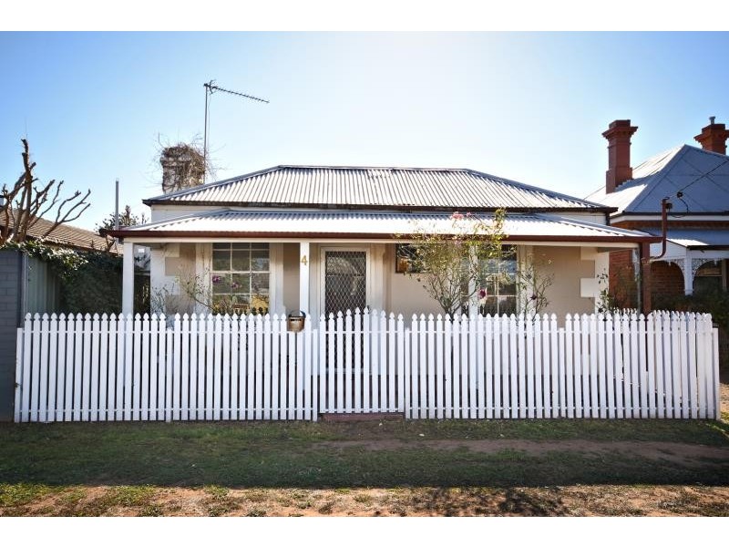4 Mitchell St, Dubbo NSW 2830