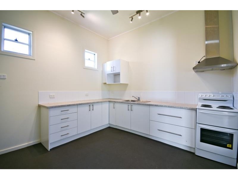 4 Mitchell St, Dubbo NSW 2830