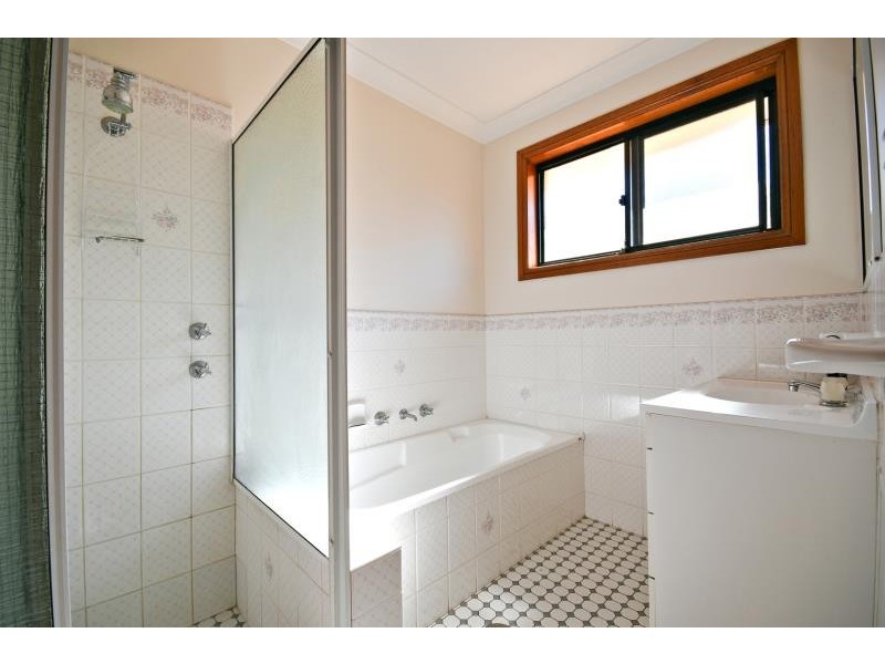 60 Cunningham St, Dubbo NSW 2830