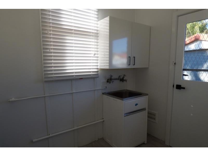 28 Dalton St, Dubbo NSW 2830