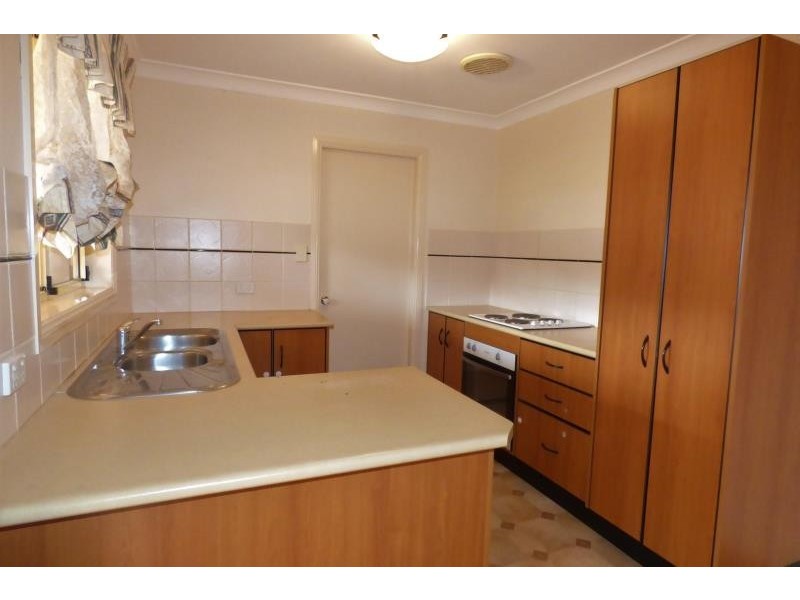 69 Twickenham Dr, Dubbo NSW 2830