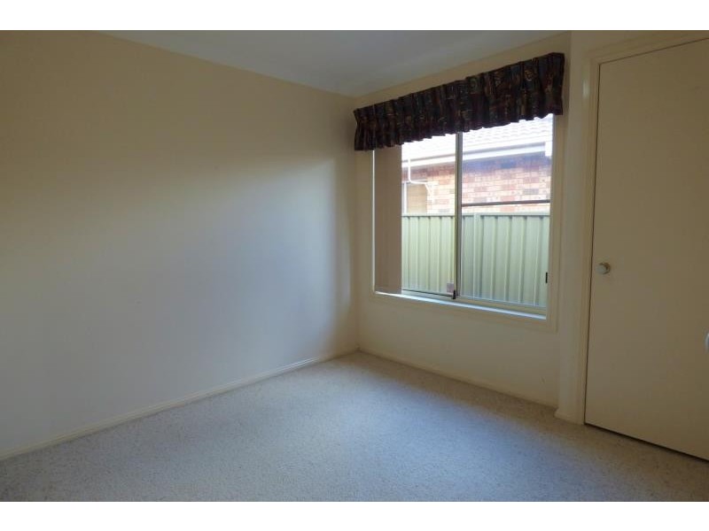 69 Twickenham Dr, Dubbo NSW 2830