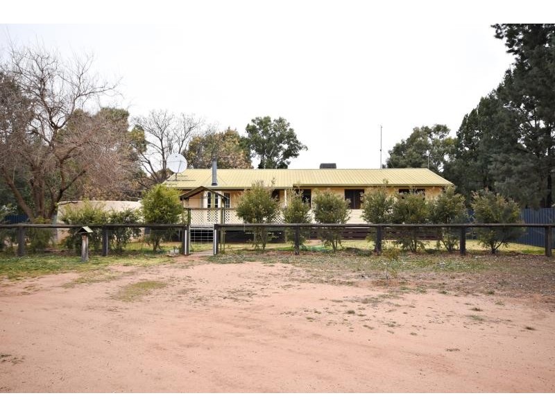 23 Nardoo St, Ballimore NSW 2830