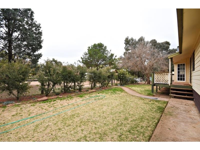 23 Nardoo St, Ballimore NSW 2830