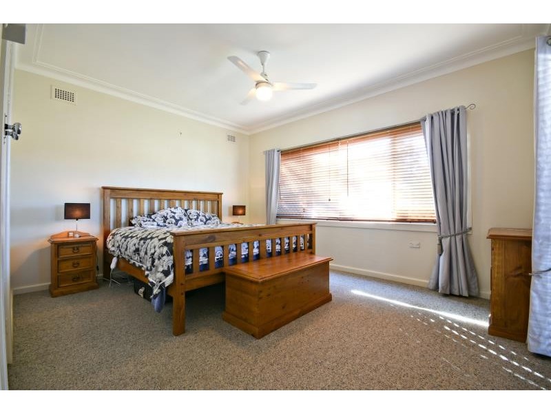 49 Dalton St, Dubbo NSW 2830