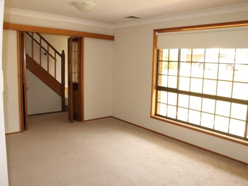 74 Macquarie Gr, Caves Beach NSW 2281