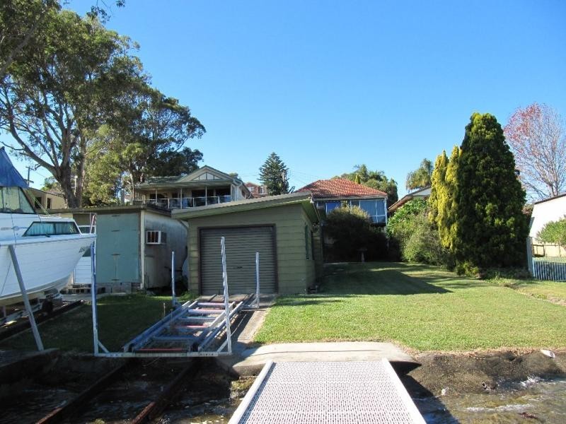 20 Marine Pde, Nords Wharf NSW 2281