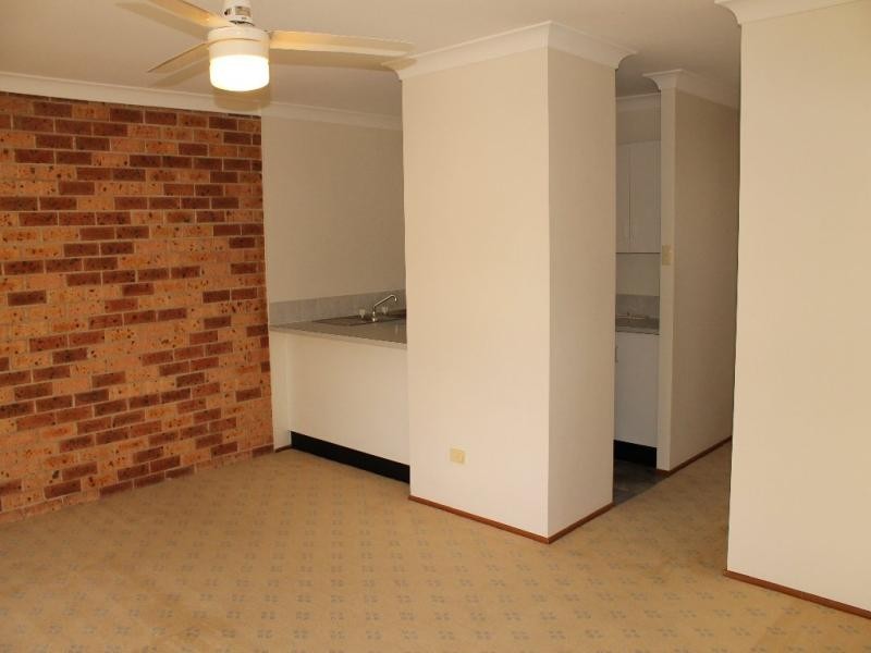 2/19 Wood St, Swansea NSW 2281