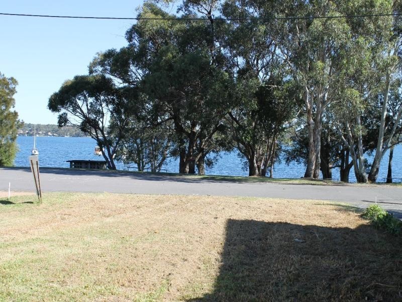 127 Marine Pde, Nords Wharf NSW 2281