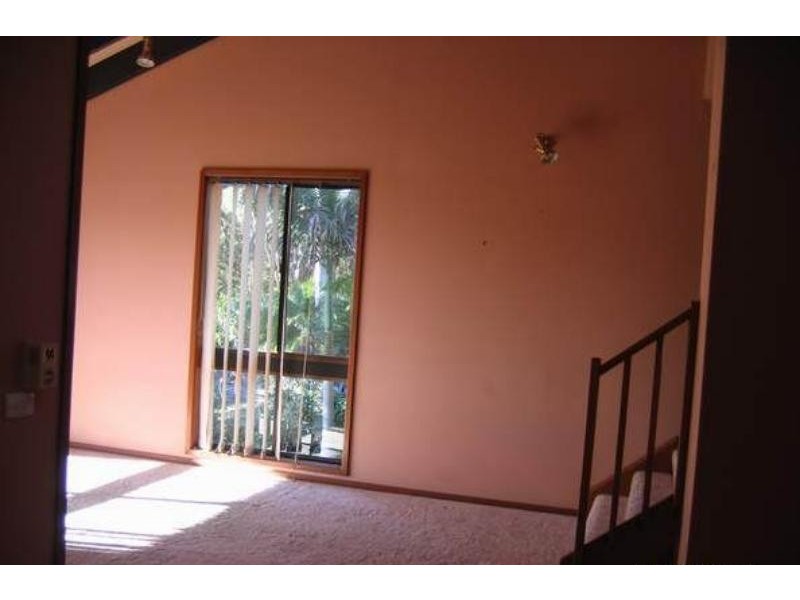 14 Omaru Pl, Nords Wharf NSW 2281