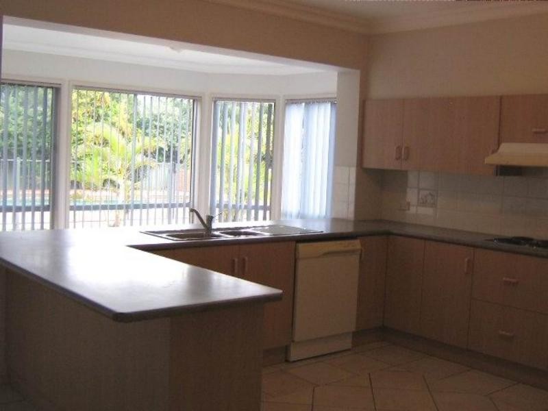 19 Spoon Rocks  Rd, Caves Beach NSW 2281