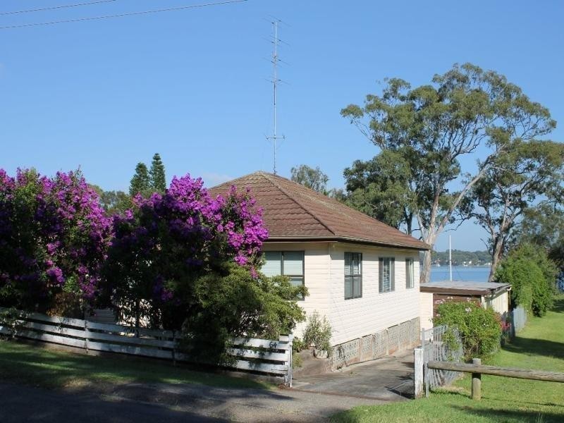 64 Marine  Pde, Nords Wharf NSW 2281