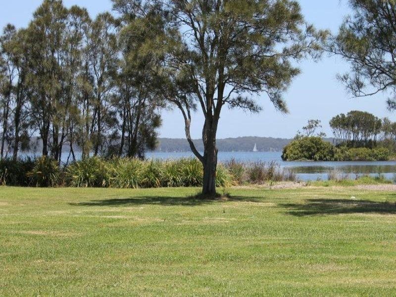 58 Lakeside Dr, Swansea NSW 2281