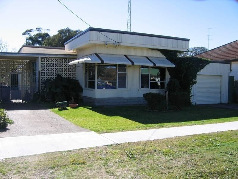 59 Lake  Rd, Swansea NSW 2281