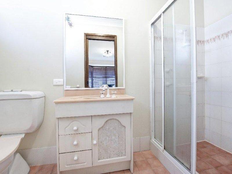 3 Park Ave, Caves Beach NSW 2281