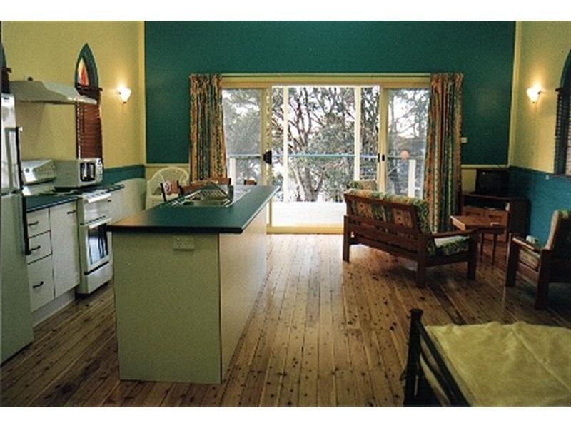 4 Central  Ave, Nords Wharf NSW 2281