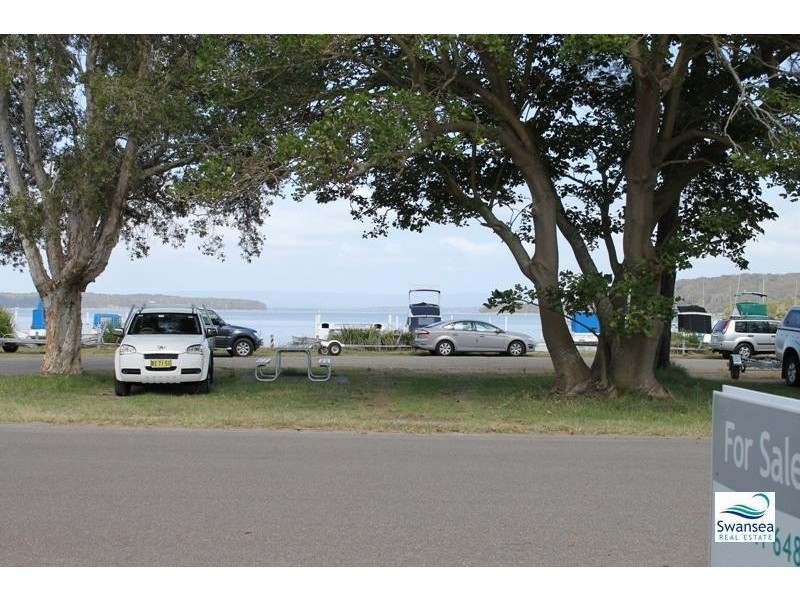 8 The Esplanade Esp, Swansea NSW 2281