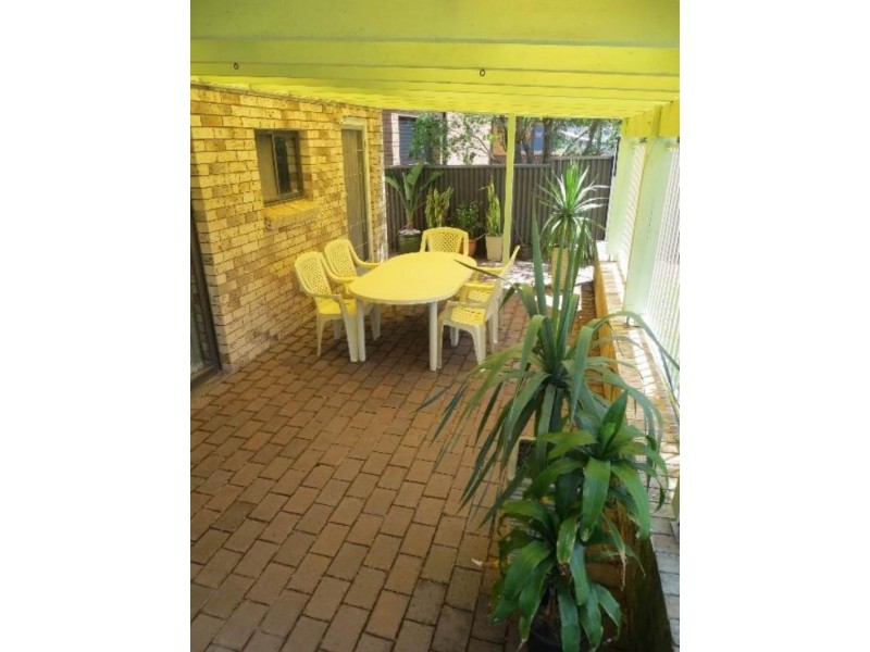 81 Park  Ave, Caves Beach NSW 2281