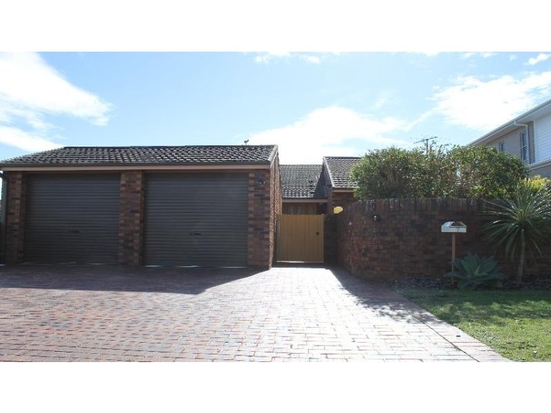 7 Bali  St, Blacksmiths NSW 2281