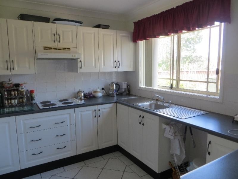 28a  Seaspray  Cl, Caves Beach NSW 2281